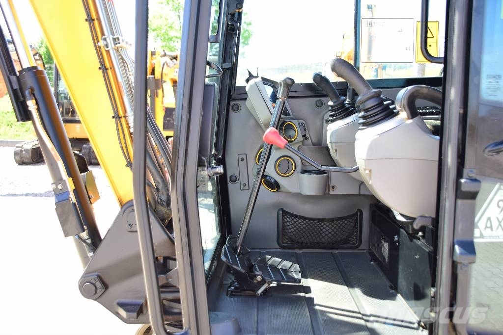 JCB 55 Z-1 Miniekskavaatorid < 7 t