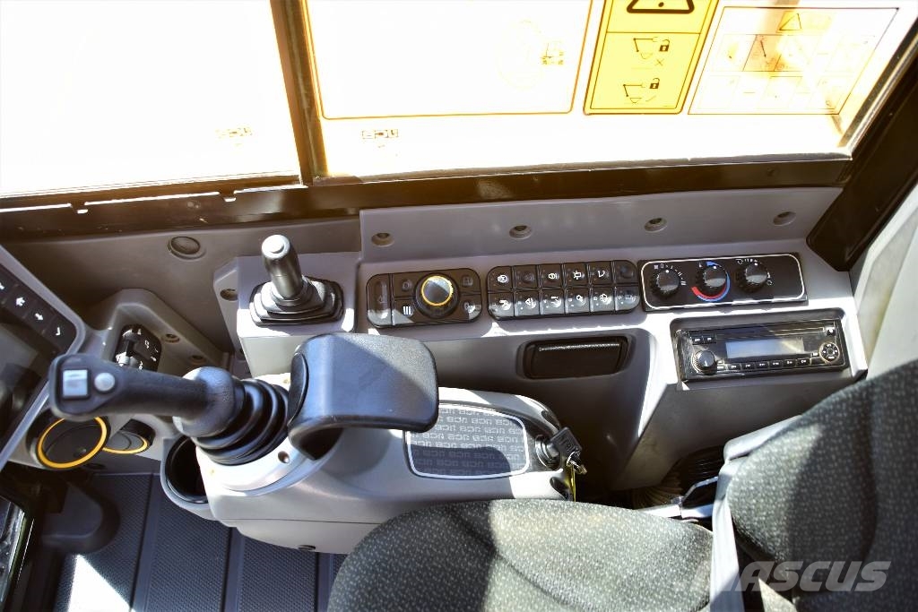 JCB 55 Z-1 Miniekskavaatorid < 7 t