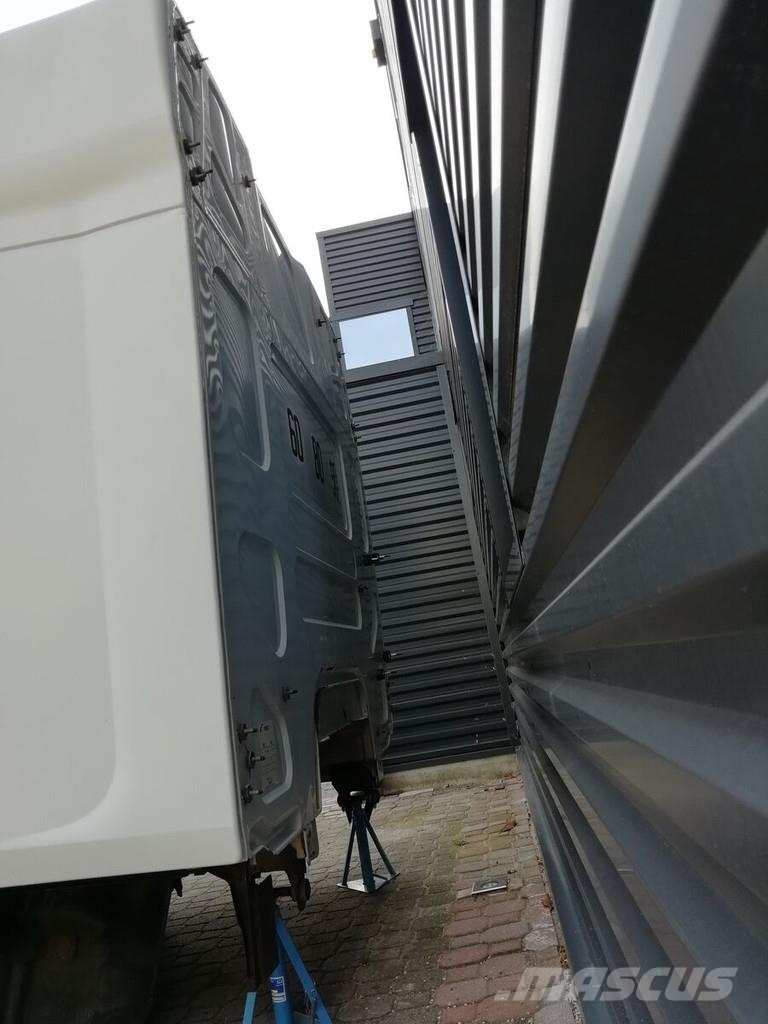 Renault PREMIUM DXI Euro 5 Kabiny a interiér