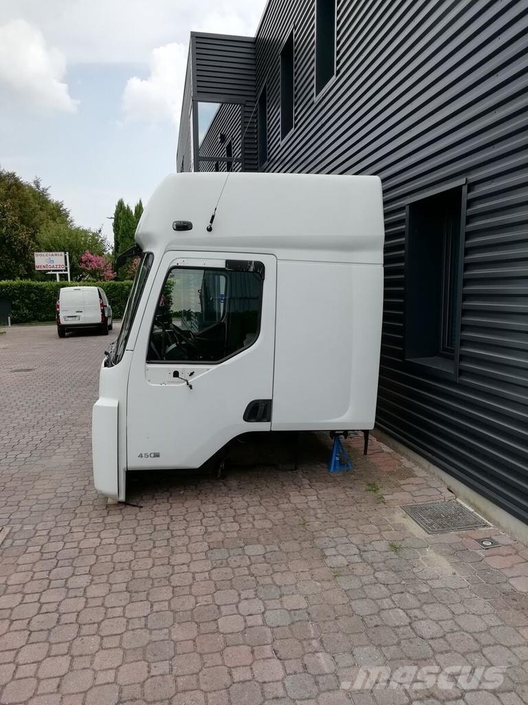 Renault PREMIUM DXI Euro 5 Kabiny a interiér