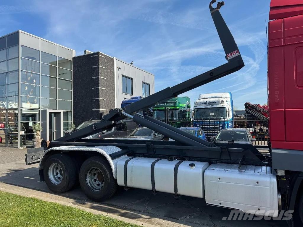 DAF XF 460 6X2 EURO 6 VDL HOOK 20T Rol kiper kamioni sa kukom za podizanje tereta