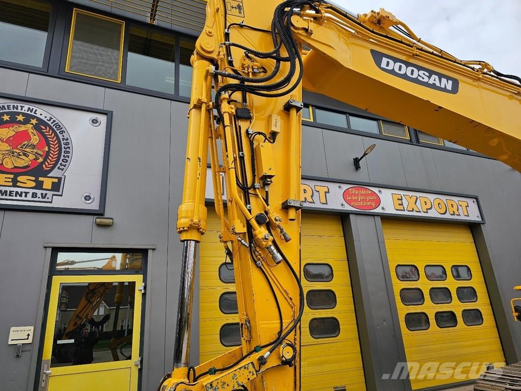 Doosan DX235NLC-5 Bageri gusjeničari