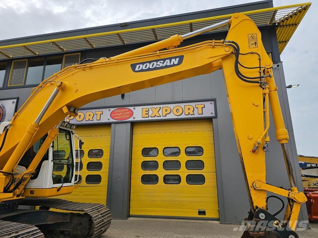 Doosan DX235NLC-5 Bageri gusjeničari