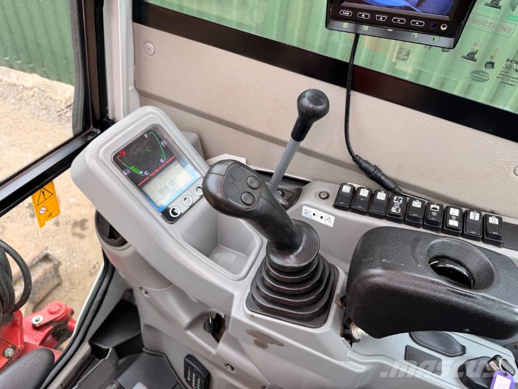 Takeuchi TB 325 R 2.5 Ton Mini Digger Εκσκαφάκι (διαβολάκι) < 7t