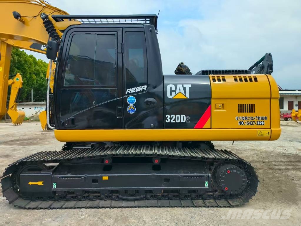 CAT 320D2 Bagri goseničarji