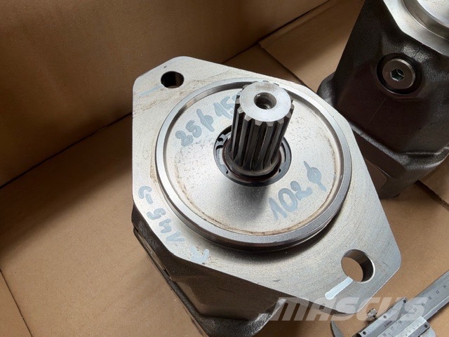 Rexroth A10VM37 NEW HYDRAULIC PUMP 油圧機