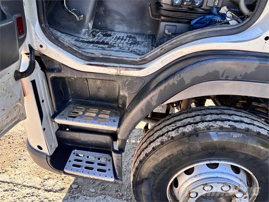 Volvo FM 440 8X4 + CIFA MAGNUM MK 28.4 L Caminhões basculantes