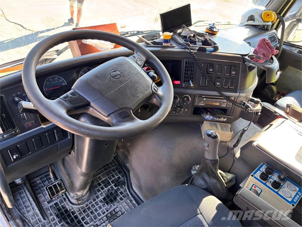 Volvo FM 440 8X4 + CIFA MAGNUM MK 28.4 L Caminhões basculantes
