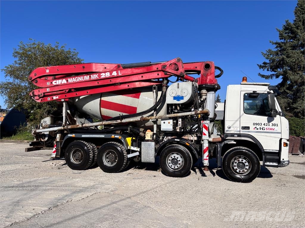 Volvo FM 440 8X4 + CIFA MAGNUM MK 28.4 L Caminhões basculantes
