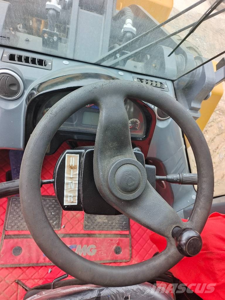 XCMG LW500KV Plenty of wheel loaders in stock 推土機
