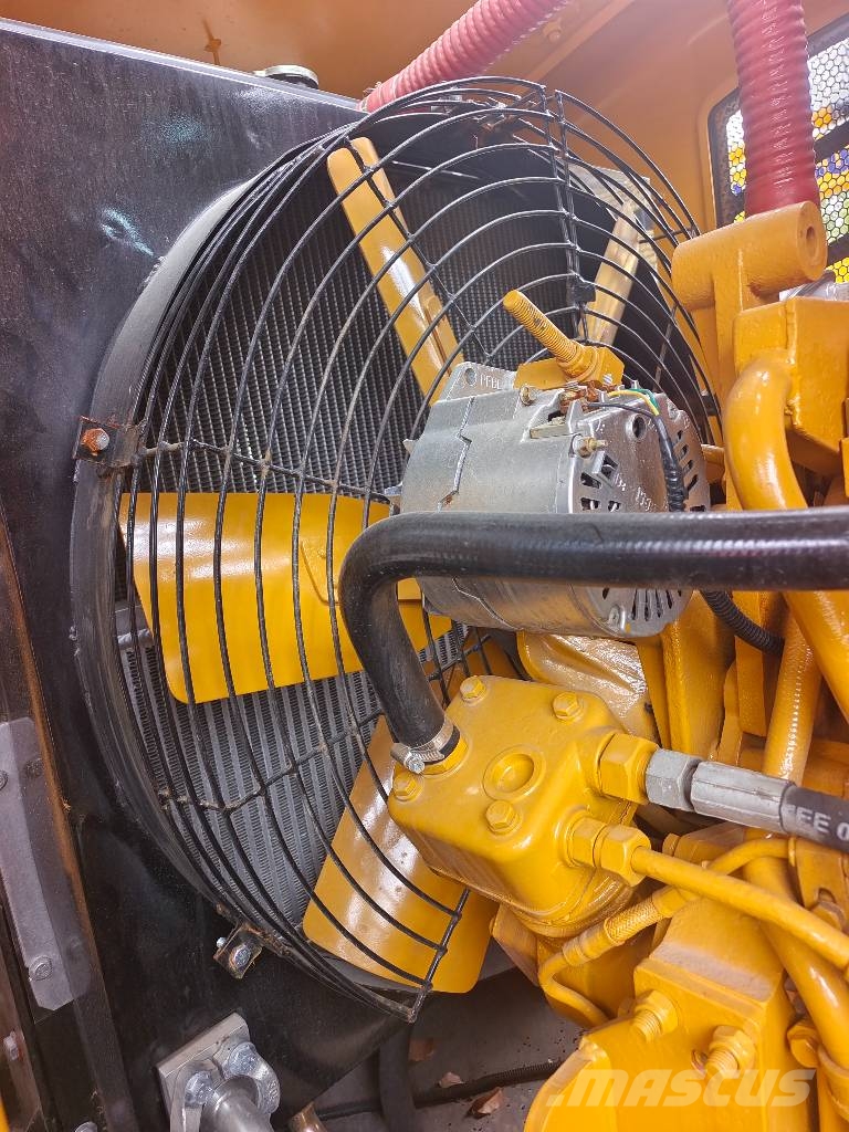 XCMG LW500KV Plenty of wheel loaders in stock 推土機