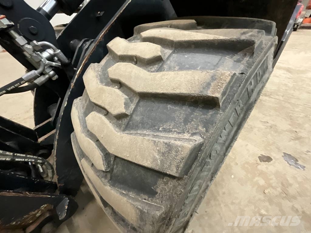 Kubota RT 260-2 Фронтальні навантажувачі