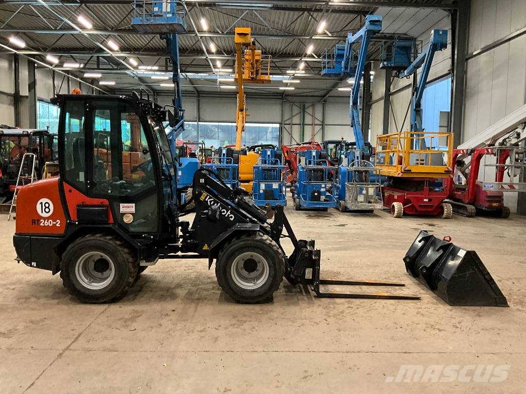 Kubota RT 260-2 Фронтальні навантажувачі