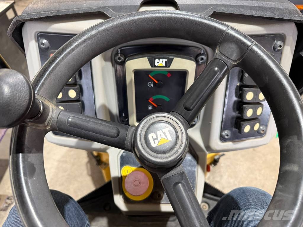 CAT CB 2.7 Котки тротуарні