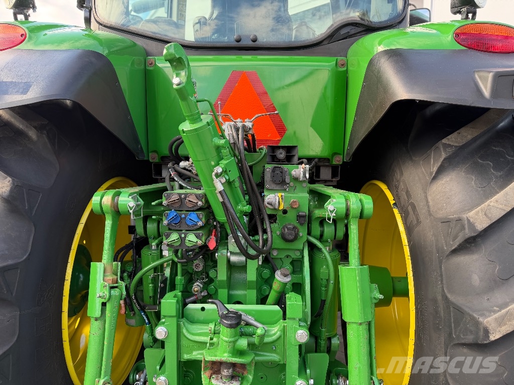 John Deere 7200 R Трактори