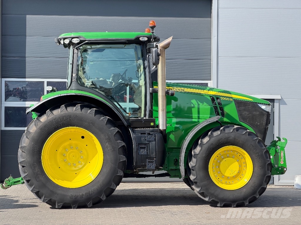 John Deere 7200 R Трактори
