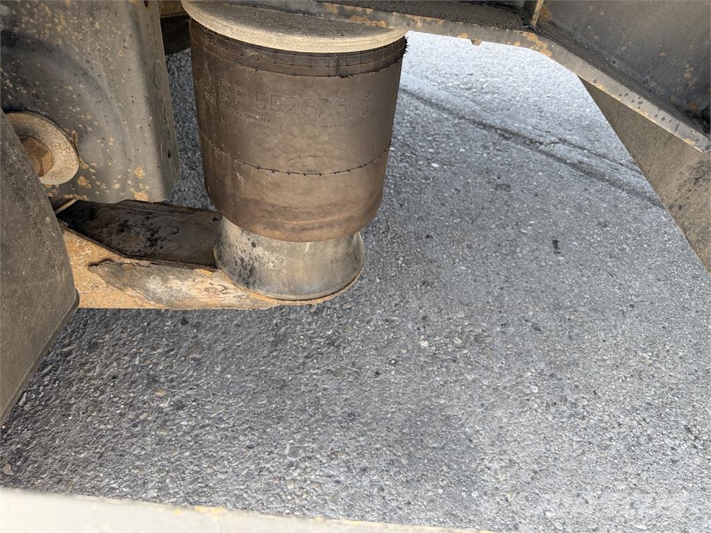 Kögel SN 24 VIN 242 Schuifzeilen