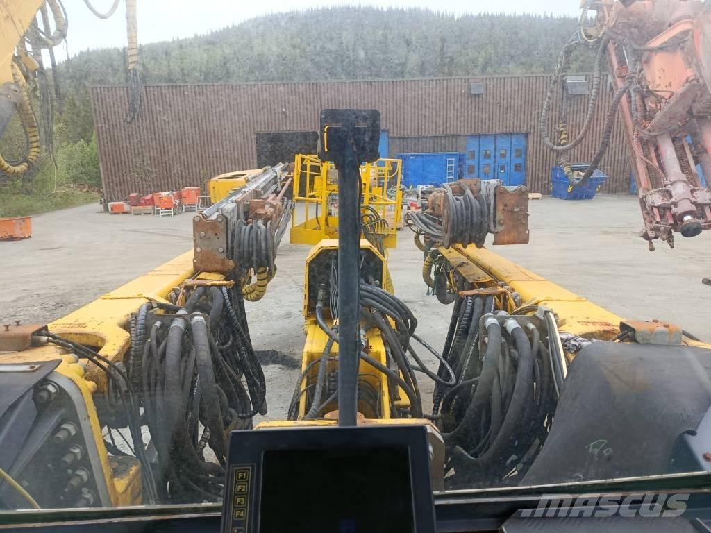 Atlas Copco Rocket Boomer E2 - C30 مثبتات كابلات تحت سطح الأرض
