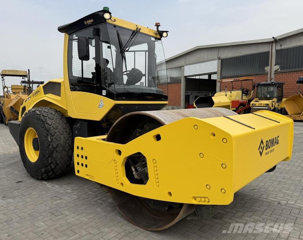 Bomag BW 216 DH-5 Other tillage machines and accessories
