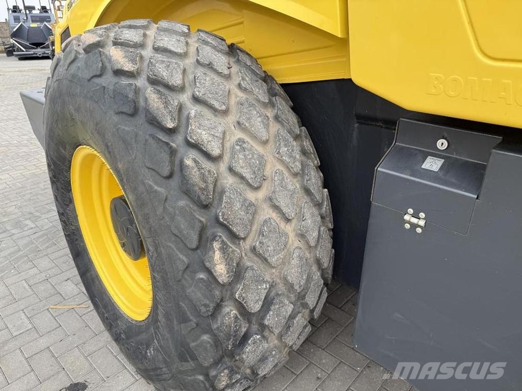 Bomag BW 216 DH-5 Other tillage machines and accessories