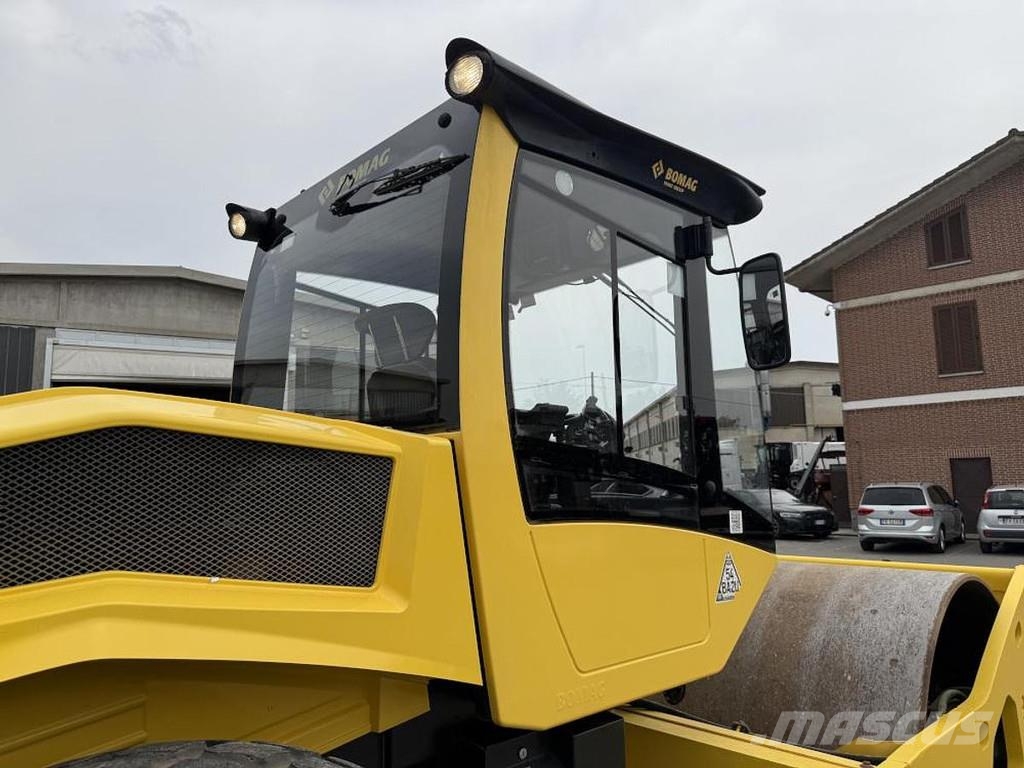 Bomag BW 216 DH-5 Other tillage machines and accessories