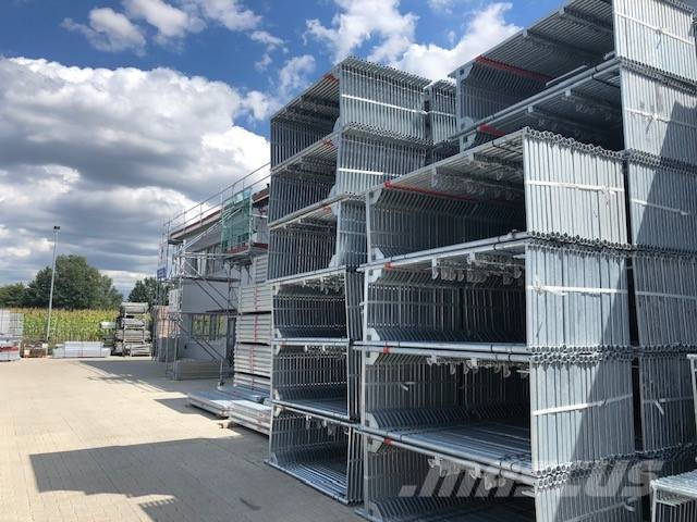 Altrad Assco Stahlgerüst mit Stahlboden 400 m² Scaffolding equipment