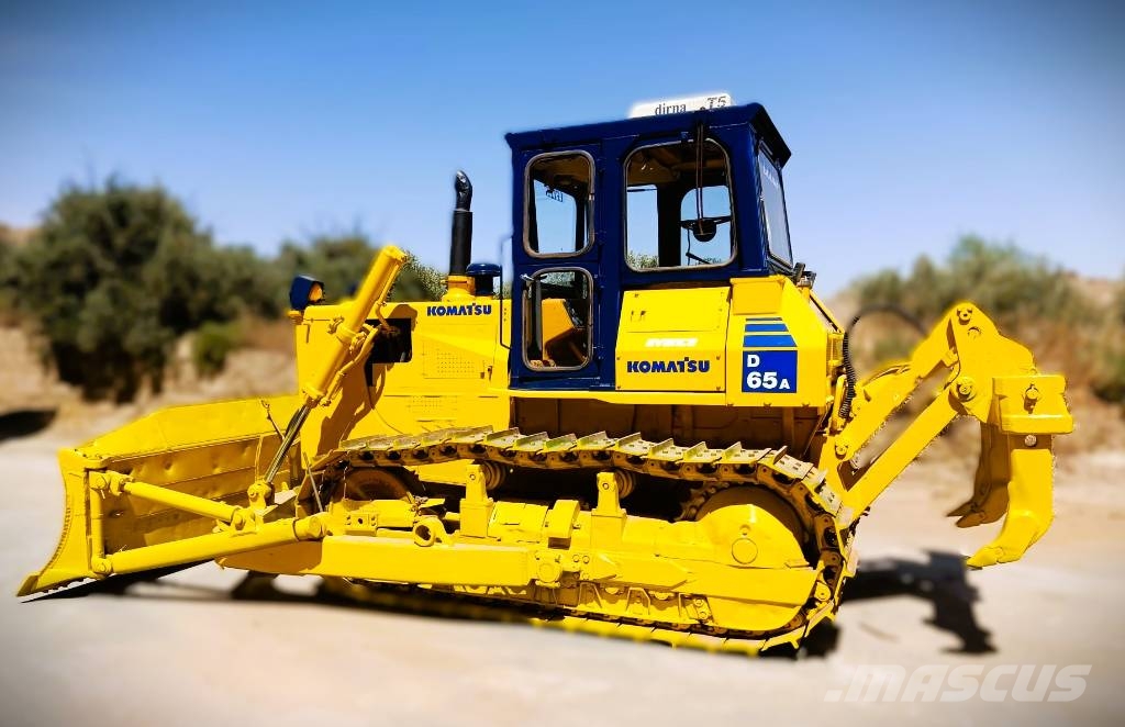 Komatsu D 65 A-8 lánctalpas dózerek