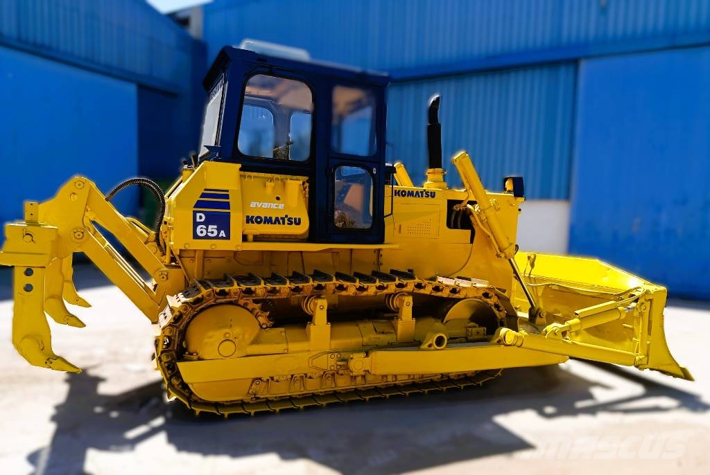 Komatsu D 65 A-8 lánctalpas dózerek