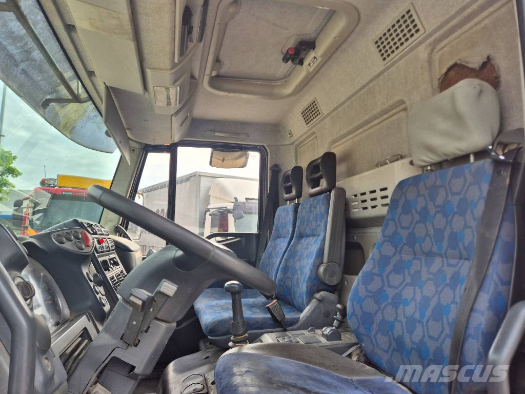 Iveco Eurocargo 120 E21 // 2000 kg lift // Van Body Trucks