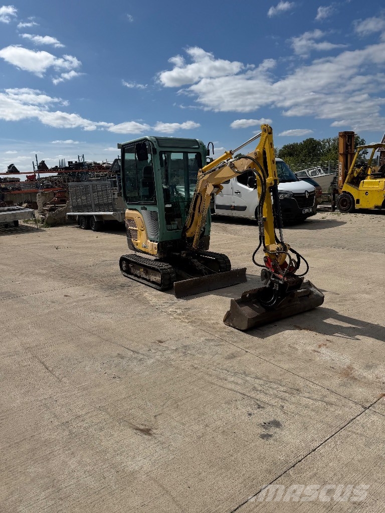 Yanmar SV 18 Mini pelle < 7t