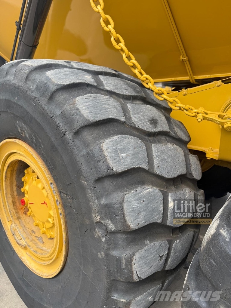 CAT 725 C2 *EPA* Σπαστό Dump Truck ADT