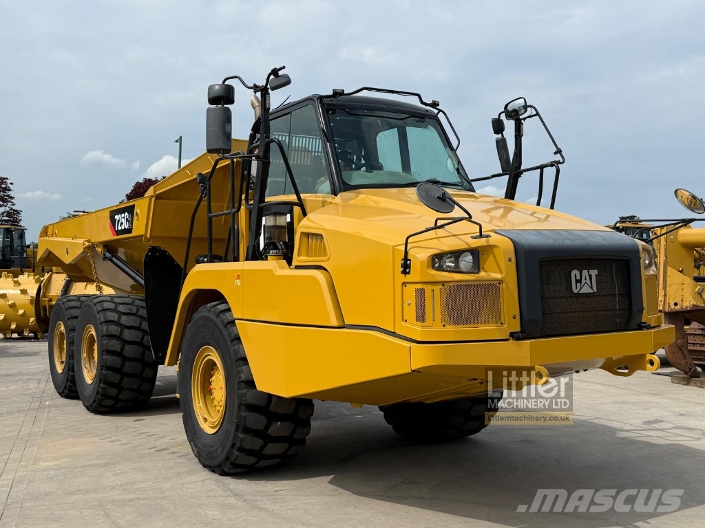 CAT 725 C2 *EPA* Σπαστό Dump Truck ADT