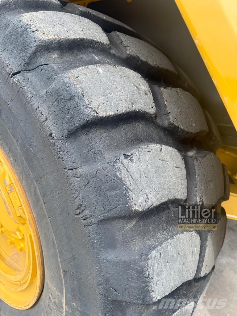 CAT 725 C2 *EPA* Σπαστό Dump Truck ADT