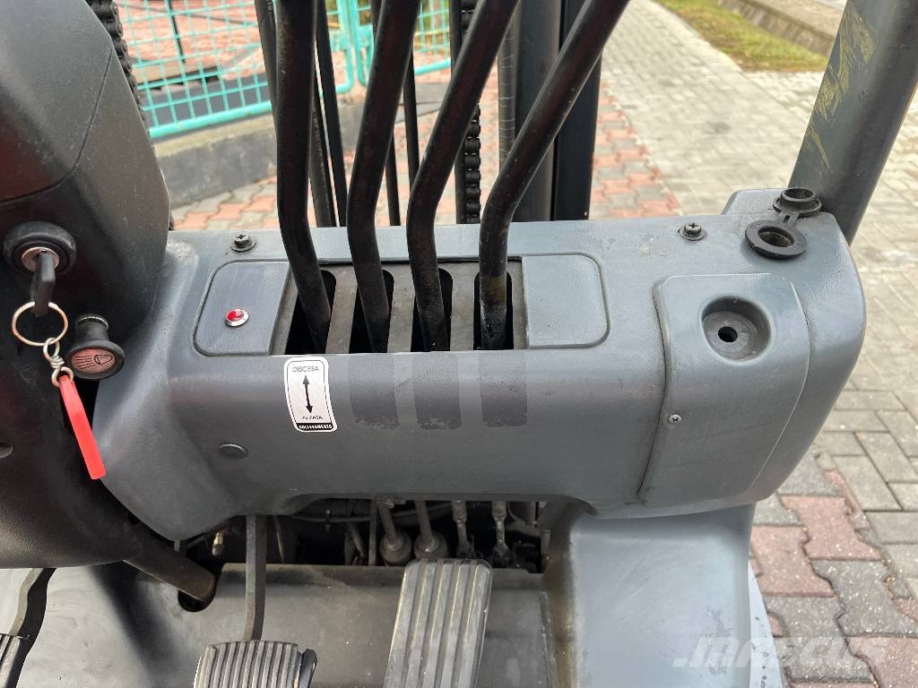 Toyota 6FB25 V-4224 INW Electric forklifts