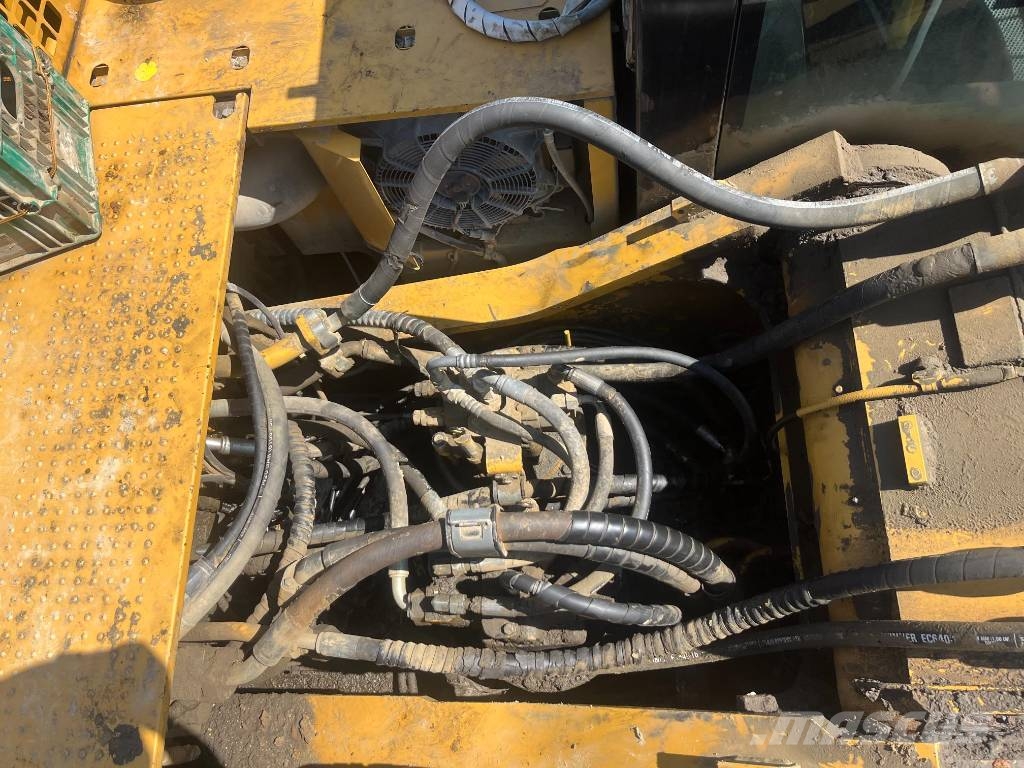CAT 349F 履带挖掘机