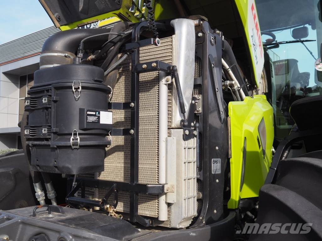 CLAAS Axion 830 CMATIC GPS Traktorok