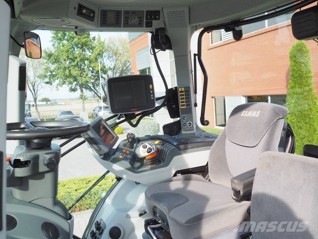 CLAAS Axion 830 CMATIC GPS Traktorok