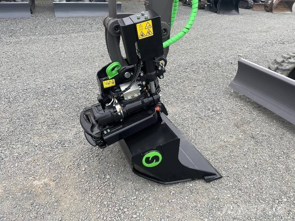 Volvo ECR40F Steelwrist X04 Ink grip - 25 小型挖掘机