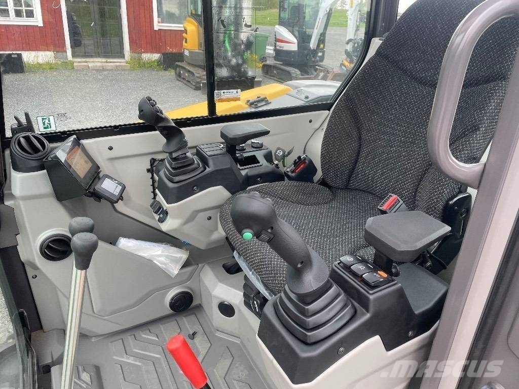 Volvo ECR40F Steelwrist X04 Ink grip - 25 小型挖掘机