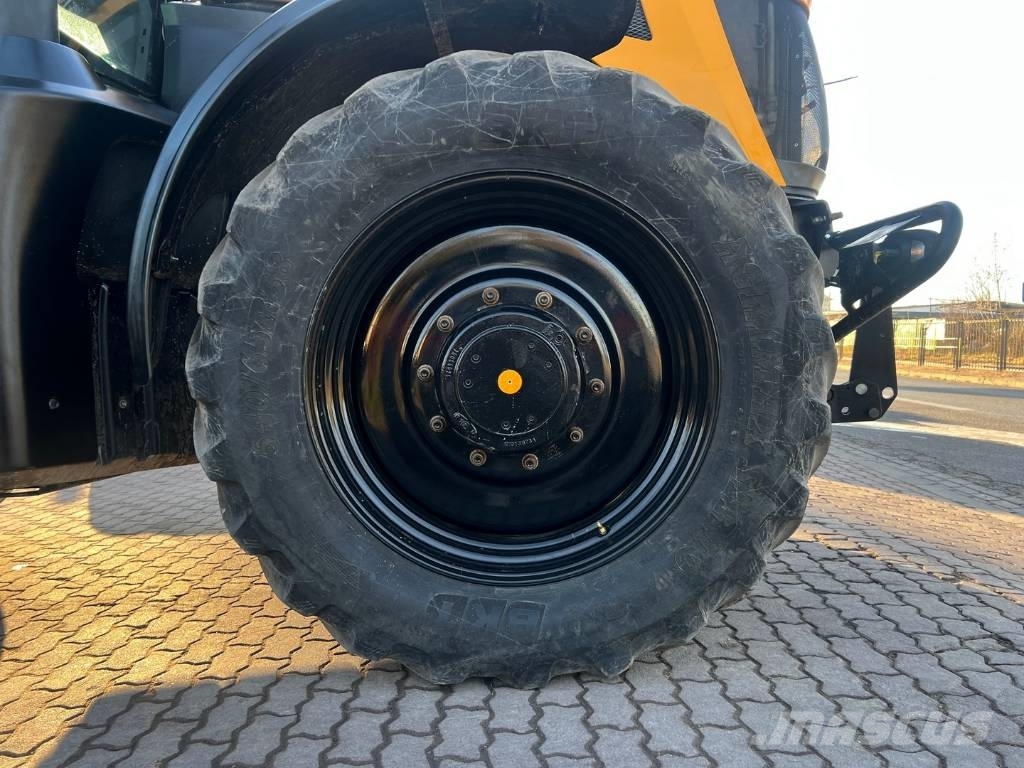 JCB Fastrac 8310 Τρακτέρ