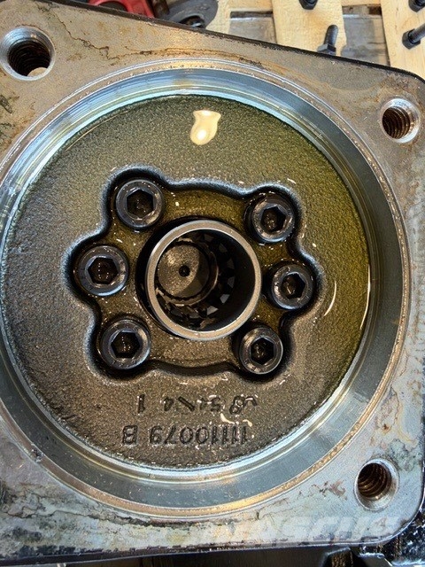Danfoss JRLS51 NEW HYDRAULIC PUMP Hidraulika