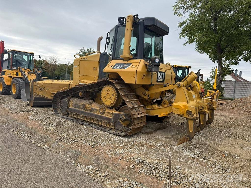 CAT D 6 N XL Telaketjupuskutraktorit