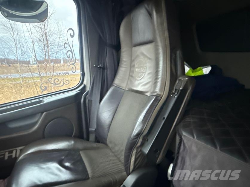Volvo FH16 크레인 트럭