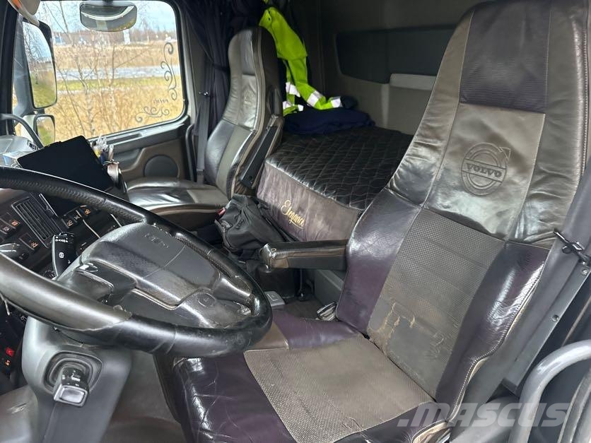 Volvo FH16 크레인 트럭