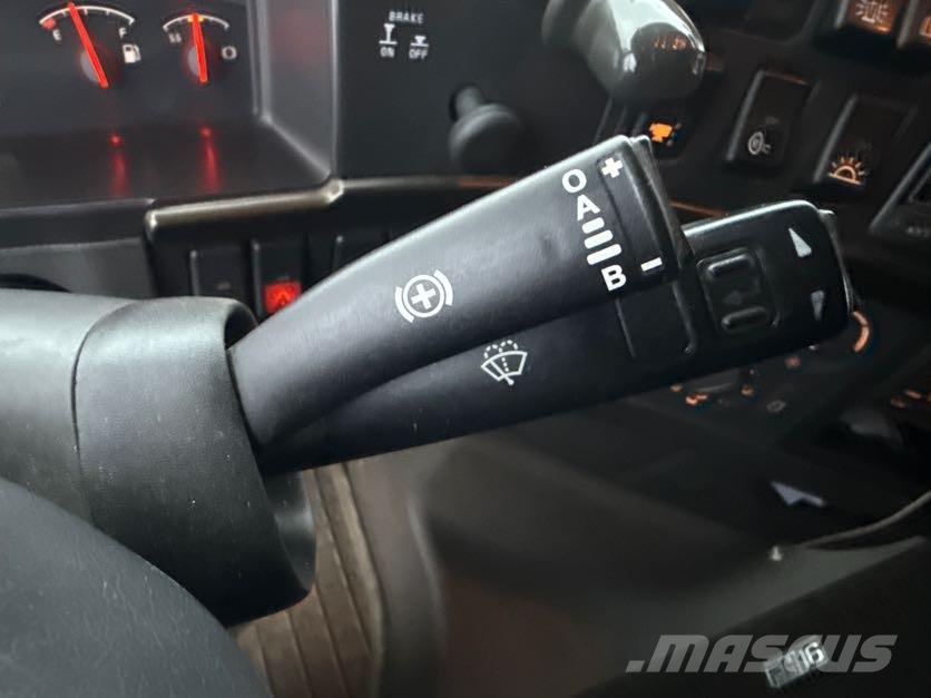 Volvo FH16 크레인 트럭
