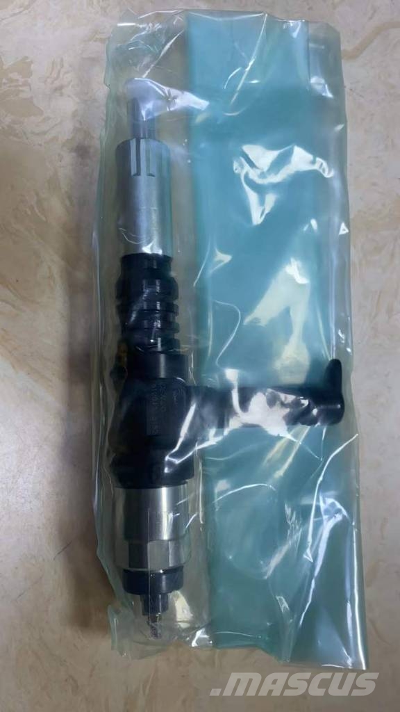 Komatsu 6D140 fuel injector Varikliai