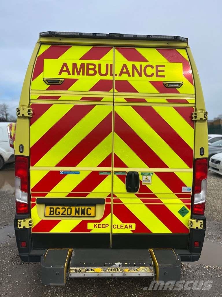 Fiat Ducato A&E Fiat Ducato A&E Vehicle with Stryker Pr Ambulanssit