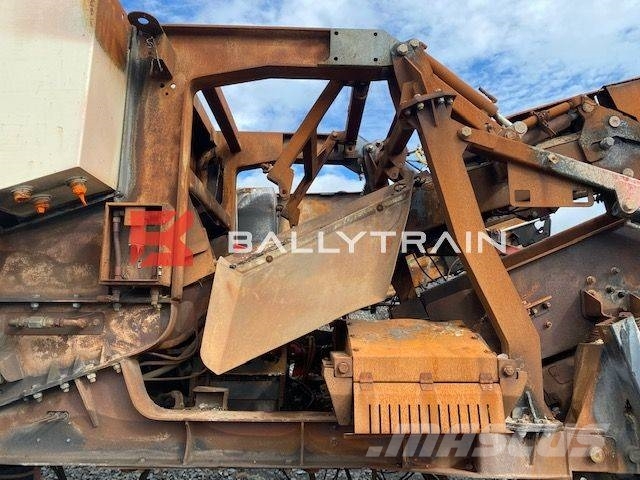 Sandvik QI341HS Impact Crusher (Fire Damaged For Breaking) Mobilne drobilice