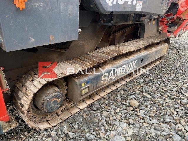 Sandvik QI341HS Impact Crusher (Fire Damaged For Breaking) Mobilne drobilice