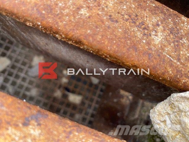 Sandvik QI341HS Impact Crusher (Fire Damaged For Breaking) Mobilne drobilice